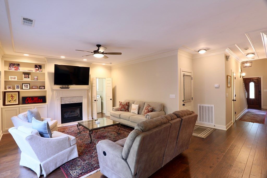 Photo of 1765 Jackson Ave. East Unit #101, OXFORD, MS 38655 (MLS # 167207)