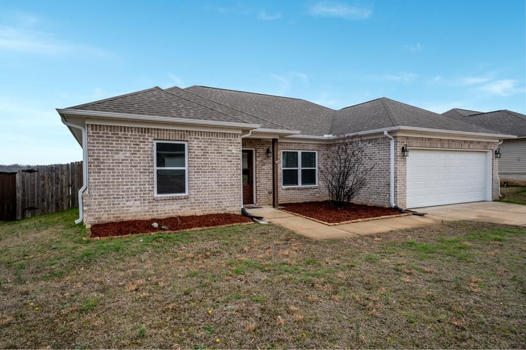 Photo of 3014 Blackbriar Drive, OXFORD, MS 38655 (MLS # 164642)