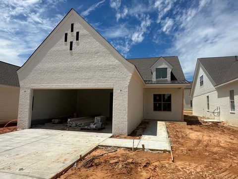 Photo of 451 South Grove Drive, OXFORD, MS 38655 (MLS # 167133)