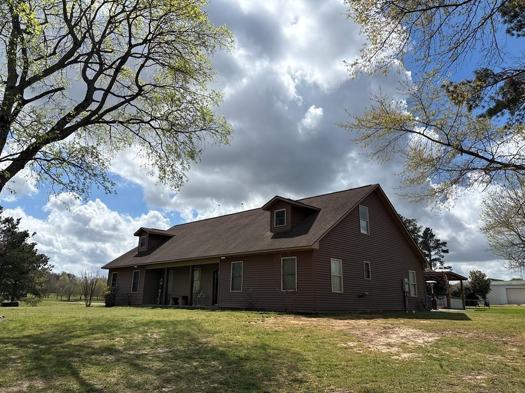 Photo of 268 Bryer Lake Drive, PONTOTOC, MS 38863 (MLS # 164667)