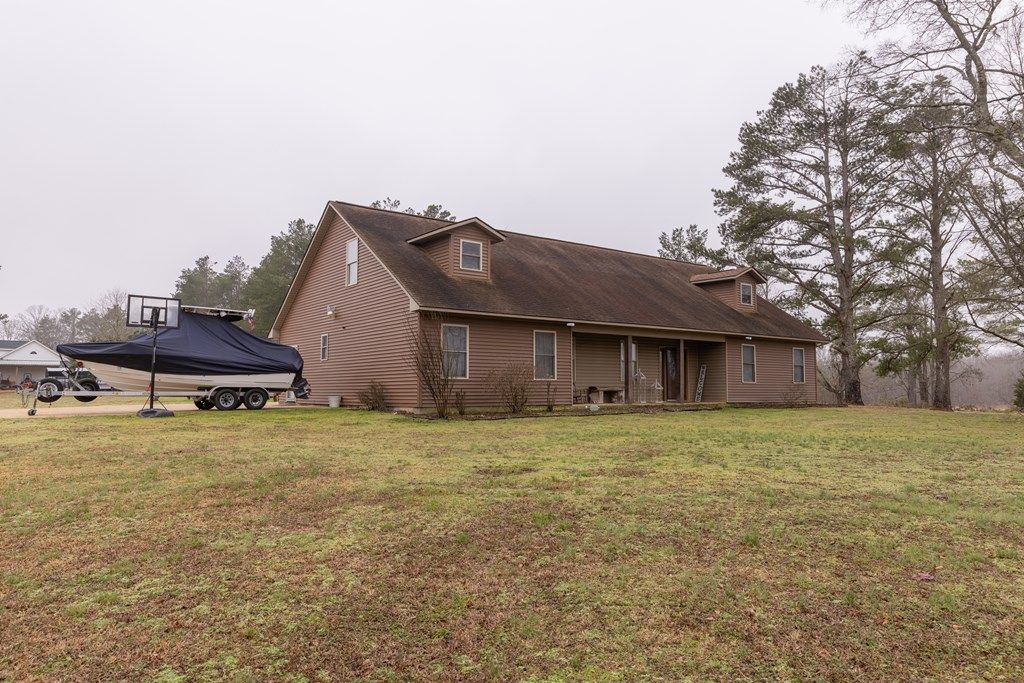 Photo of 268 Bryer Lake Drive, PONTOTOC, MS 38863 (MLS # 164667)