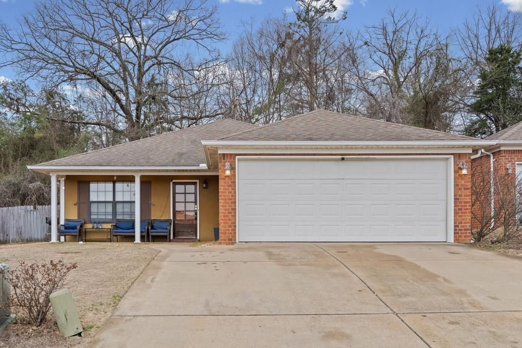 Photo of 204 Logan Lee Loop, OXFORD, MS 38655 (MLS # 164685)
