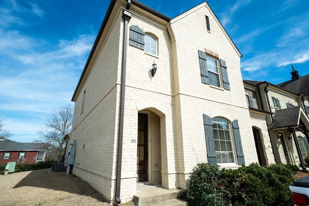 Photo of 3001 Old Taylor Road #401 Rd, OXFORD, MS 38655 (MLS # 166777)