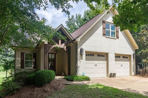 Photo of 608 Tuscan Valley Dr, OXFORD, MS 38655 (MLS # 161145)