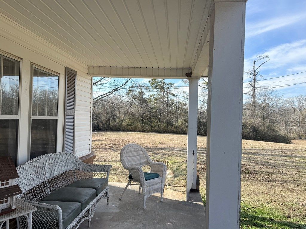 Photo of 826 Blackmur Drive, WATER VALLEY, MS 38965 (MLS # 167314)