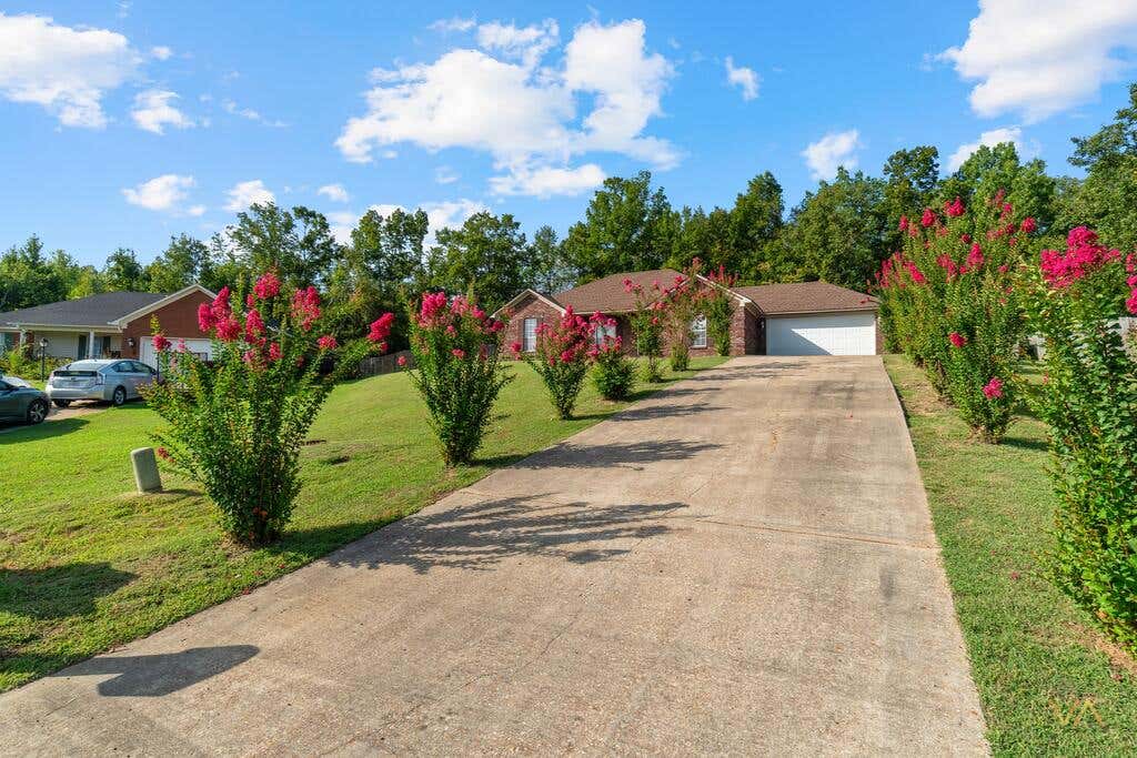 Photo of OXFORD, MS 38655 (MLS # 168246)
