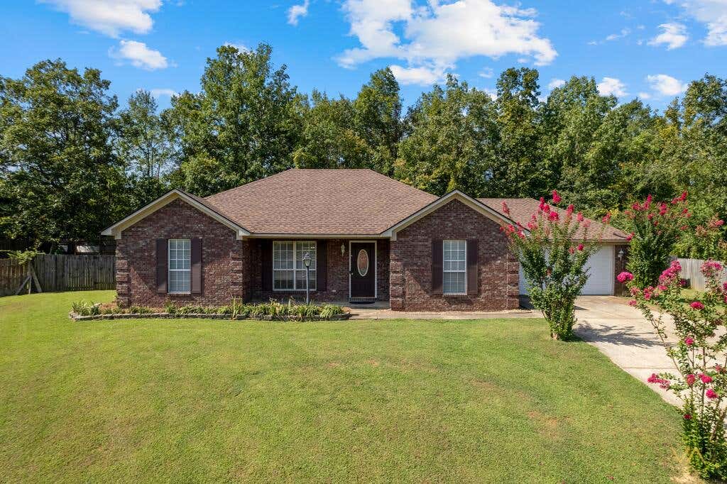 Photo of OXFORD, MS 38655 (MLS # 168246)