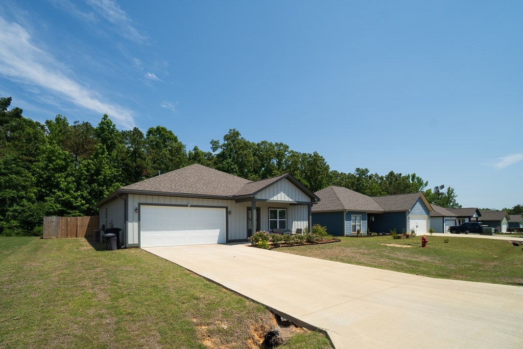 Photo of THAXTON, MS 38871 (MLS # 168630)