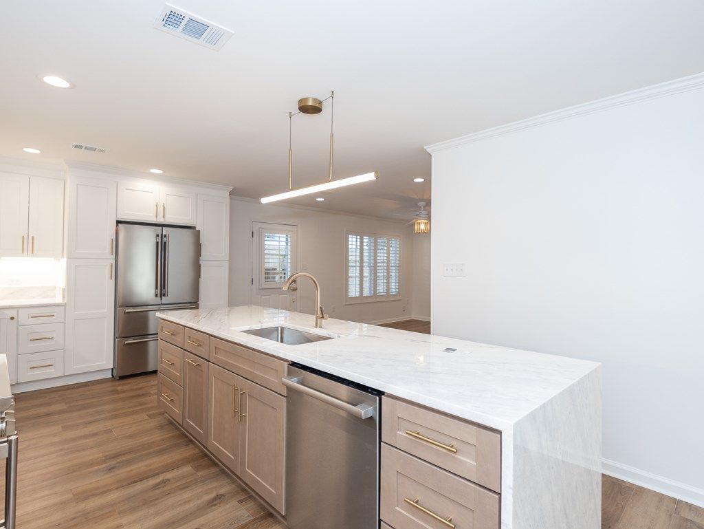 Photo of 419 Van Buren Ave #102 Ave, OXFORD, MS 38655 (MLS # 166856)