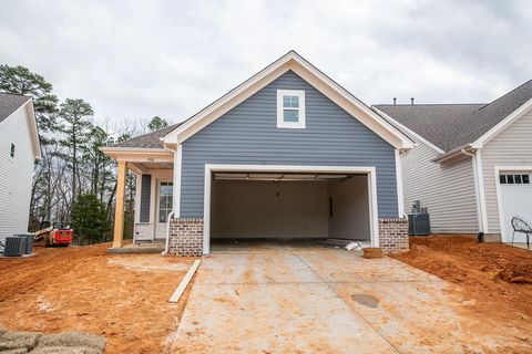Photo of 914 Georgia Oak Cove, OXFORD, MS 38655 (MLS # 161948)
