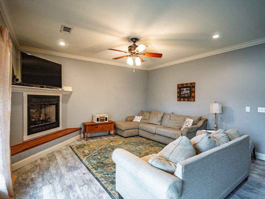 Photo of 32 Business 7 N, ABBEVILLE, MS 38601 (MLS # 167288)