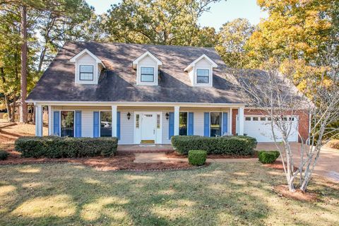 Photo of 741 Shady Oaks Cir, OXFORD, MS 38655 (MLS # 162085)