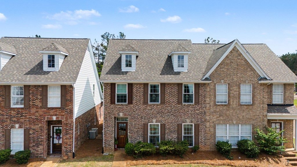 Photo of 202 Shelley Cove, OXFORD, MS 38655 (MLS # 167228)