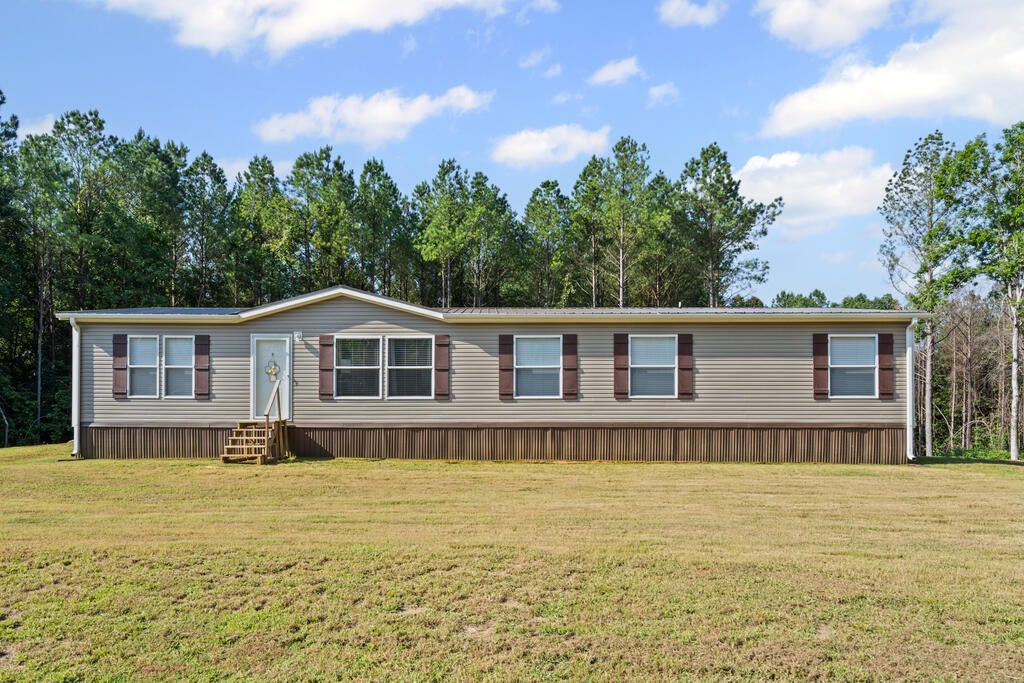 Photo of WATERFORD, MS 38685 (MLS # 168443)