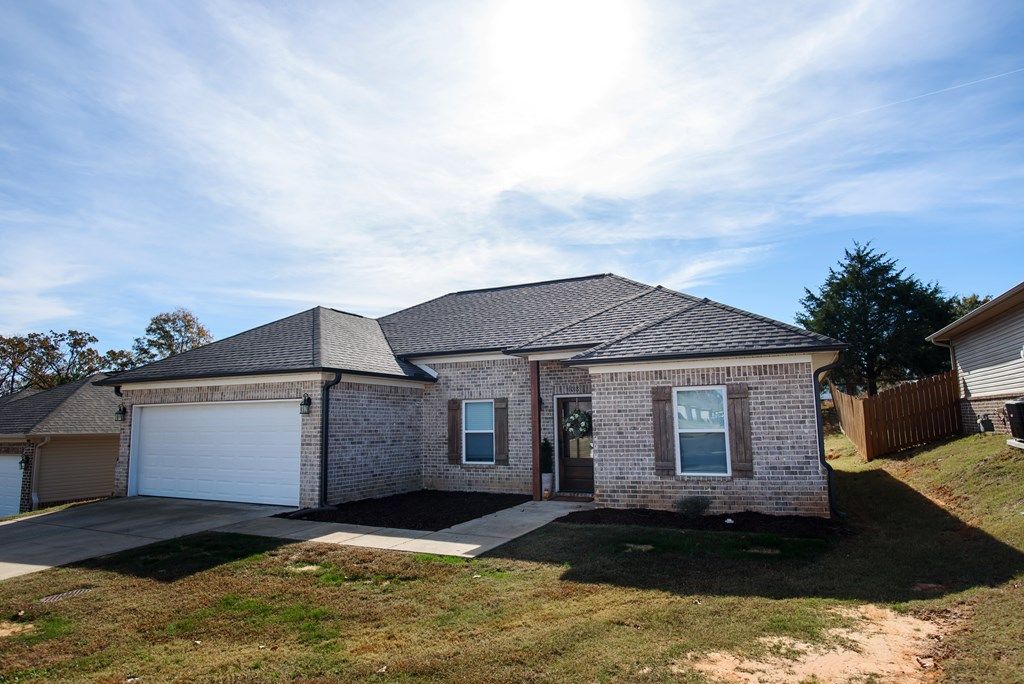 Photo of 1018 Briarwood Dr, OXFORD, MS 38655 (MLS # 162072)