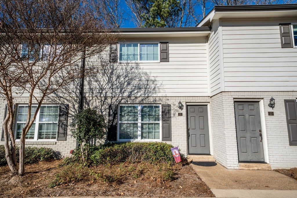 Photo of 1802 Jackson Avenue W #21 Ave, OXFORD, MS 38655 (MLS # 164402)