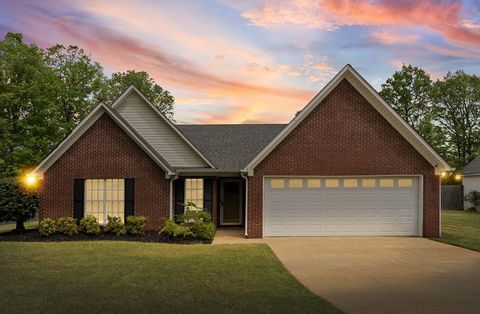 Photo of 312 Tanner Drive, OXFORD, MS 38655 (MLS # 167211)
