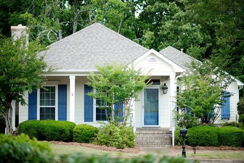 Photo of 629 Piedmont Drive, OXFORD, MS 38655 (MLS # 167502)