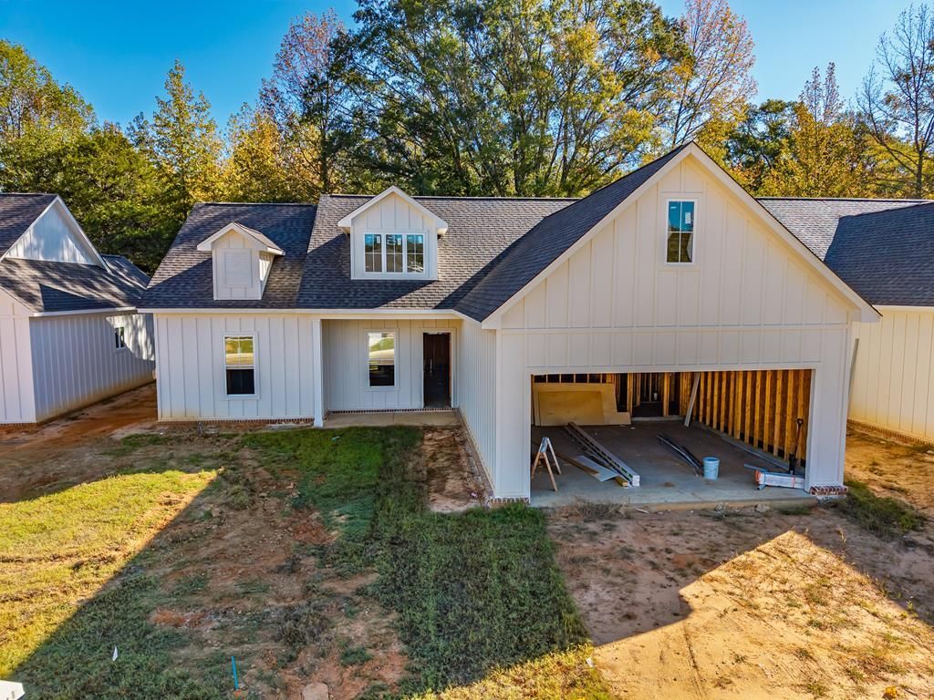 Photo of 1012 Lily Lane, OXFORD, MS 38655 (MLS # 161997)