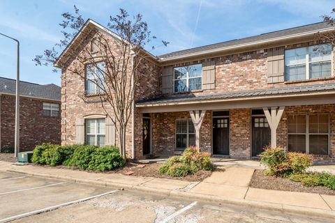 Photo of 2150 Anderson Road #202 Rd, OXFORD, MS 38655 (MLS # 166989)