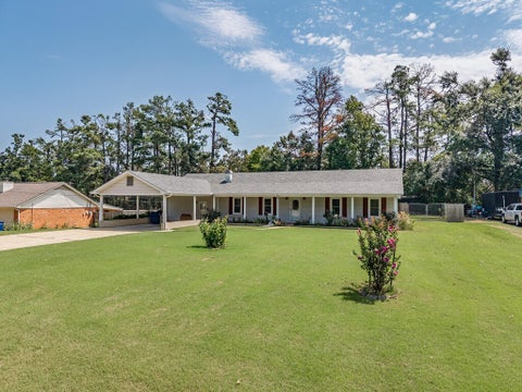 Photo of BATESVILLE, MS 38606 (MLS # 168242)