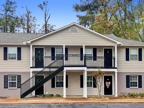 Photo of 2112 Old Taylor Rd Unit L7 Rd, OXFORD, MS 38655 (MLS # 167067)