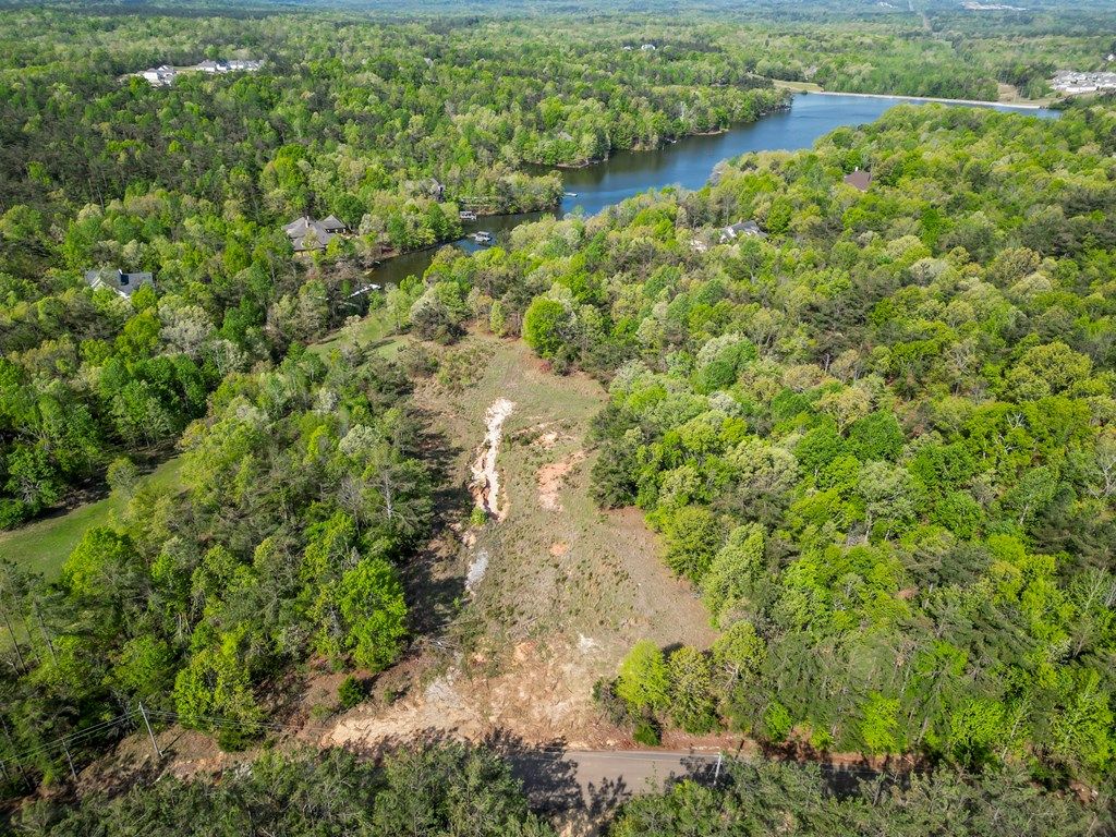 Photo of 162 Highlands Dr, OXFORD, MS 38655 (MLS # 167141)