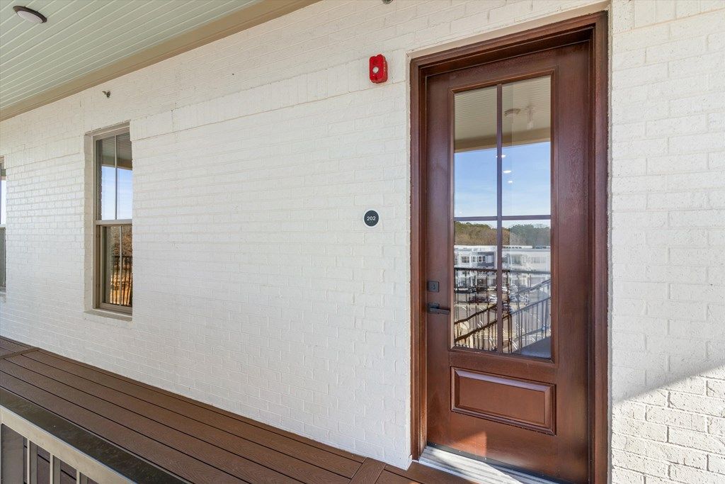 Photo of 1343 Main Street Unit 202, OXFORD, MS 38655 (MLS # 162276)