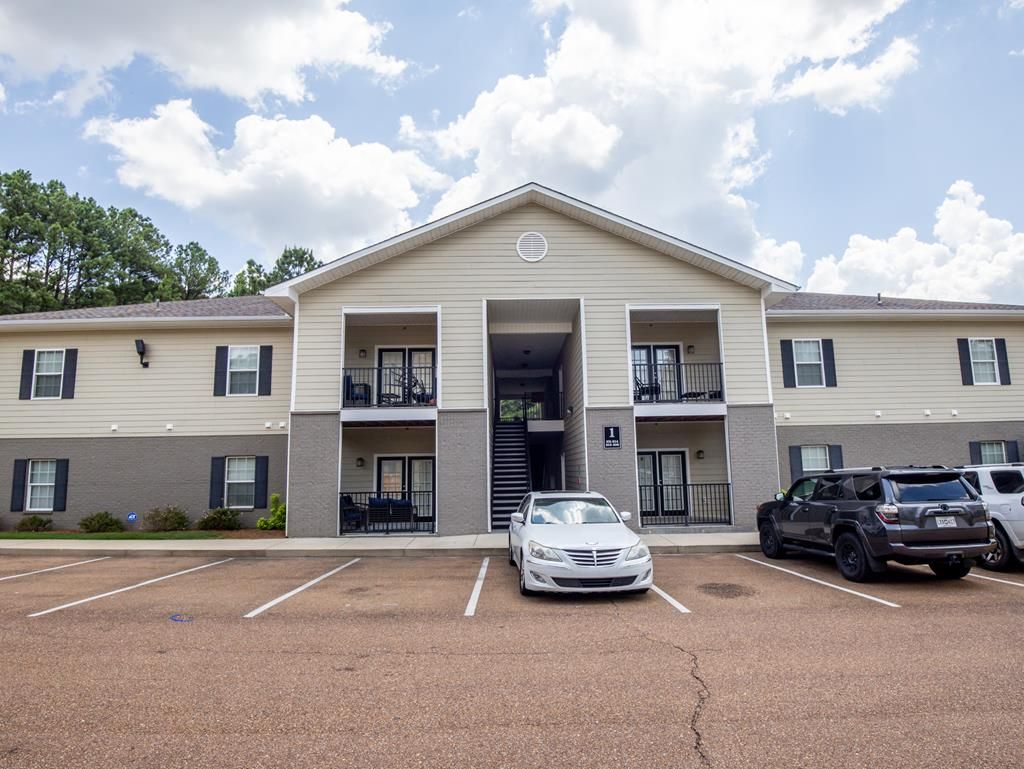 Photo of 1101 Molly Barr Rd #106 RD, OXFORD, MS 38655 (MLS # 167463)