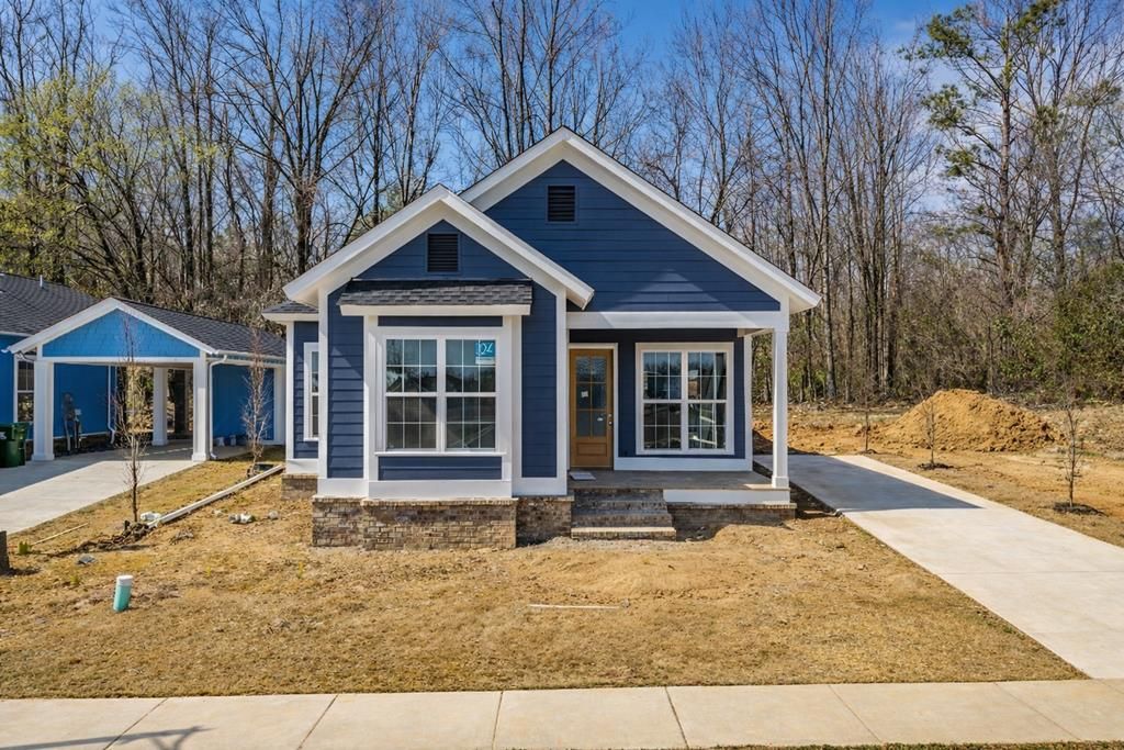 Photo of 1104 Coliseum Dr, TAYLOR, MS 38673 (MLS # 164713)