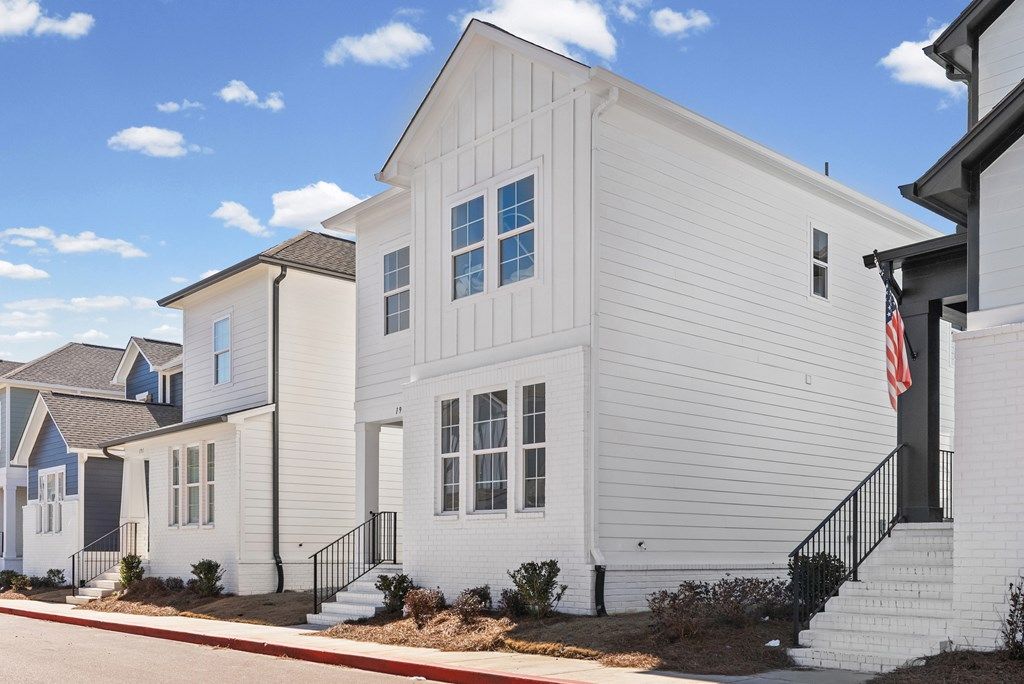 Photo of 193 Honeysuckle Way, OXFORD, MS 38655 (MLS # 164670)