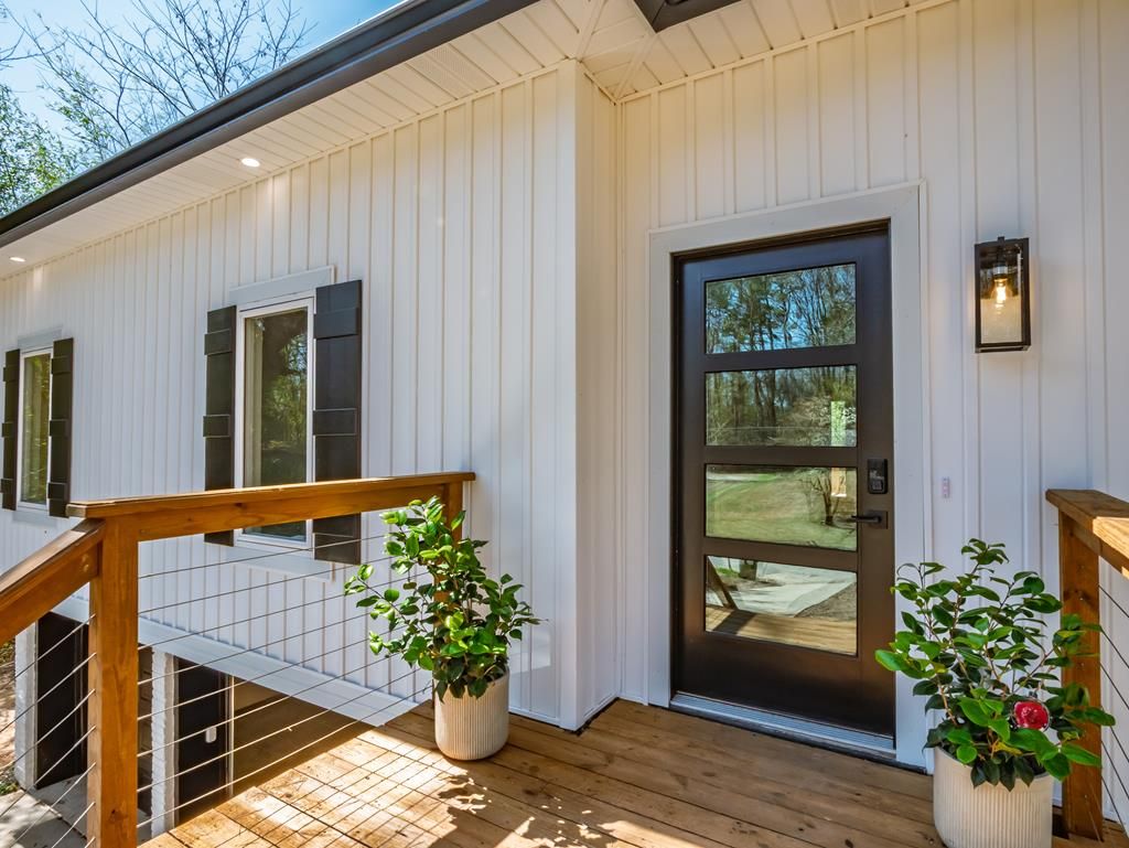 Photo of 307 Murray Street, OXFORD, MS 38655 (MLS # 166892)