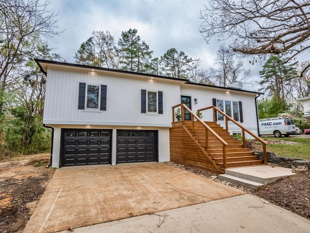 Photo of 307 Murray Street, OXFORD, MS 38655 (MLS # 166892)