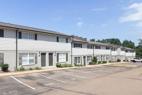 Photo of 1802 Jackson W. #134, OXFORD, MS 38655 (MLS # 161283)