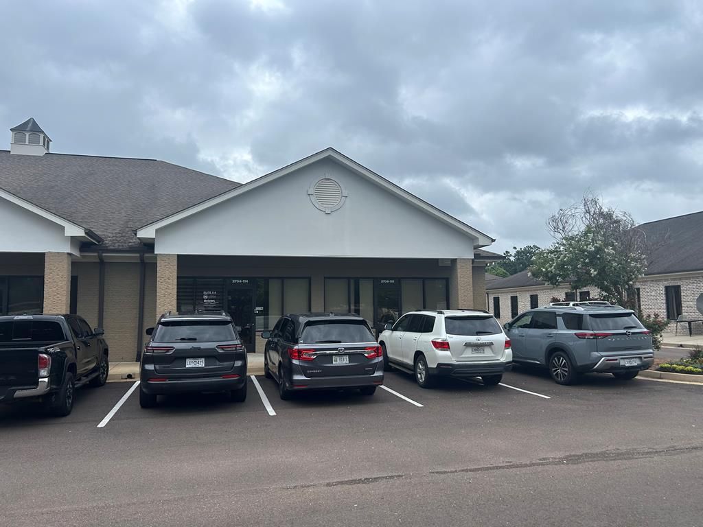 Photo of 2704 West Oxford Loop Suite 114-G, OXFORD, MS 38655 (MLS # 167868)