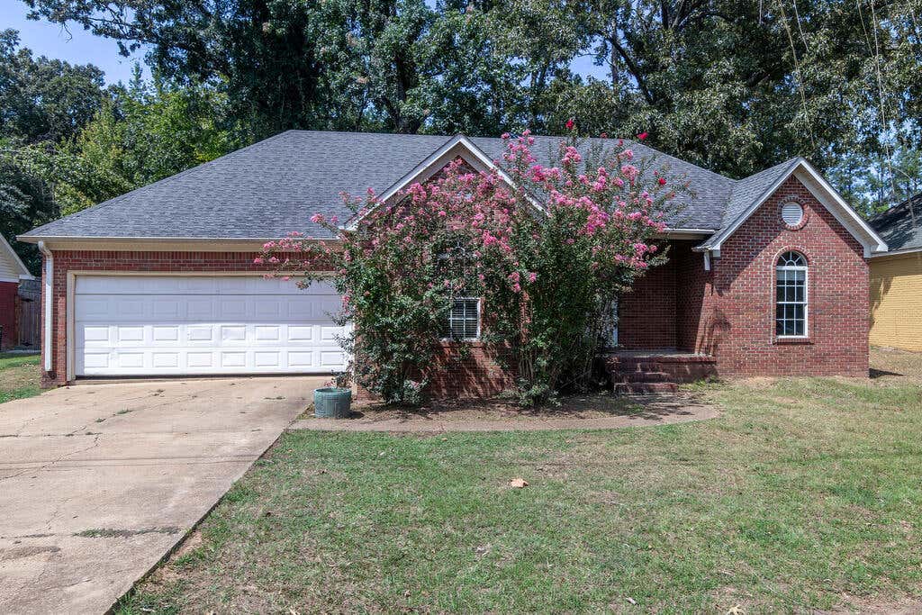 Photo of OXFORD, MS 38655 (MLS # 168296)