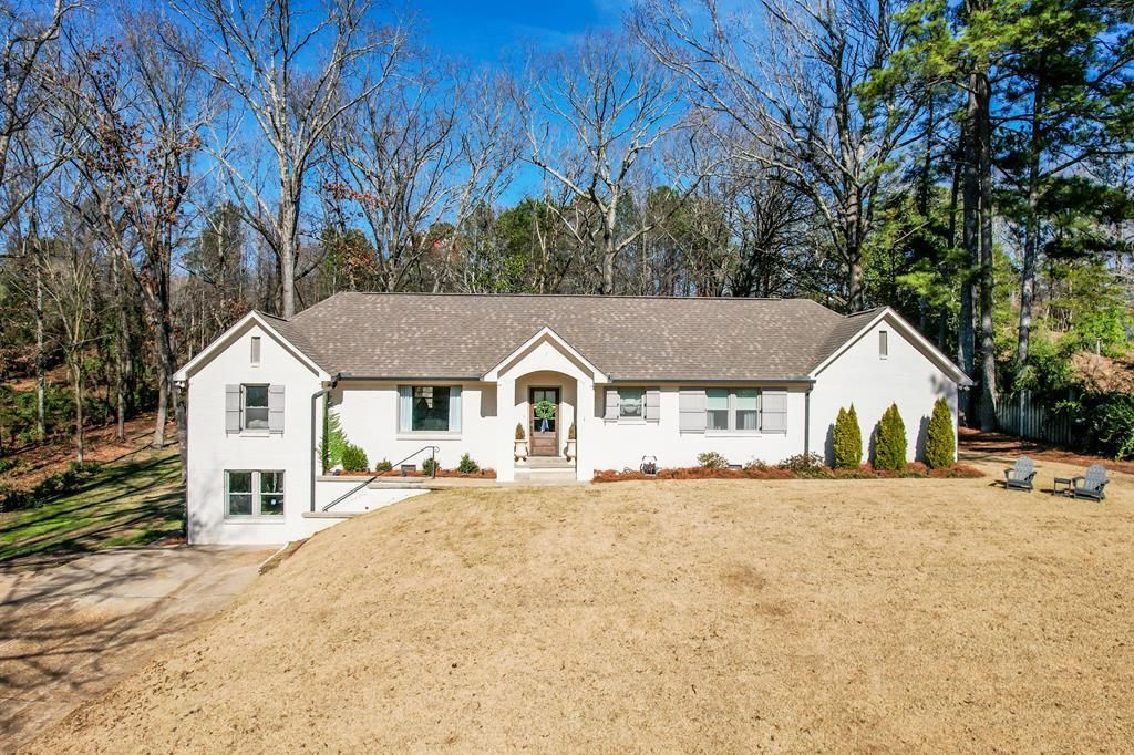 Photo of 335 Vivian Street, OXFORD, MS 38655 (MLS # 164371)