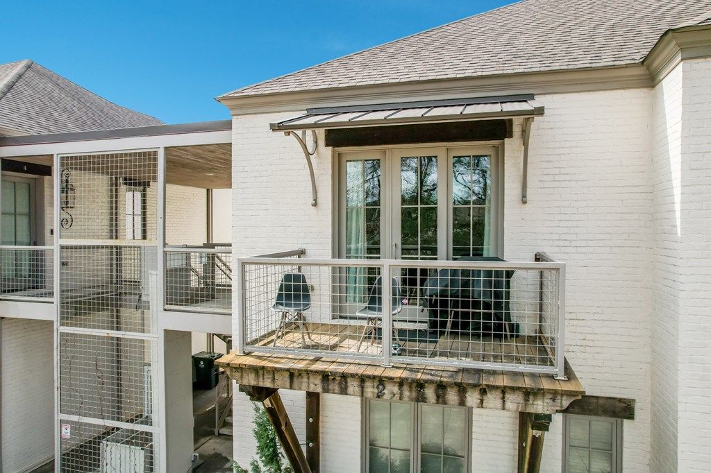 Photo of 1740 Jackson Ave E #102, OXFORD, MS 38655 (MLS # 166885)