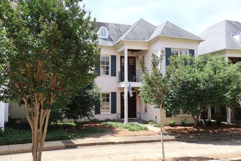 Photo of 417 St Remy BLVD, OXFORD, MS 38655 (MLS # 167669)