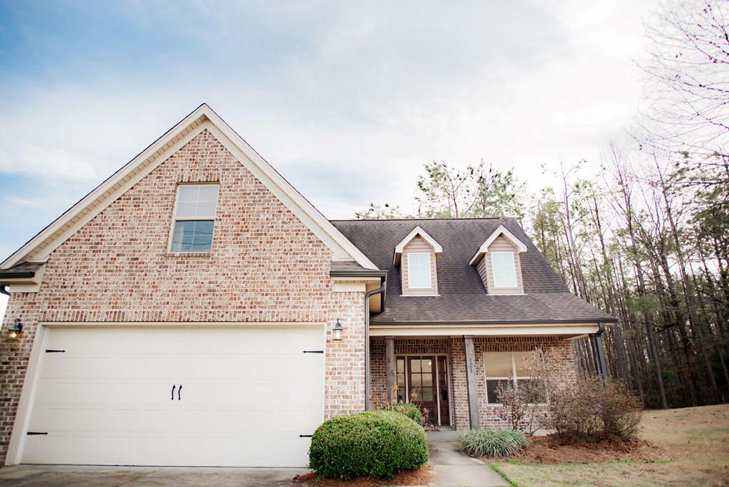 Photo of 121 Lakes Dr S Dr, OXFORD, MS 38655 (MLS # 167624)