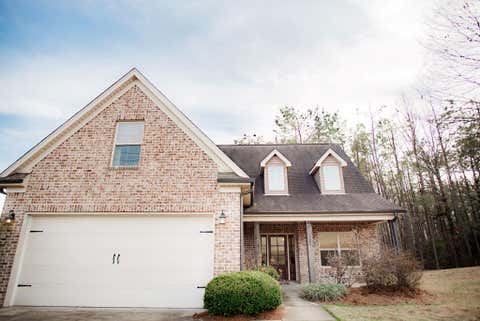 Photo of 121 Lakes Dr S Dr, OXFORD, MS 38655 (MLS # 167624)