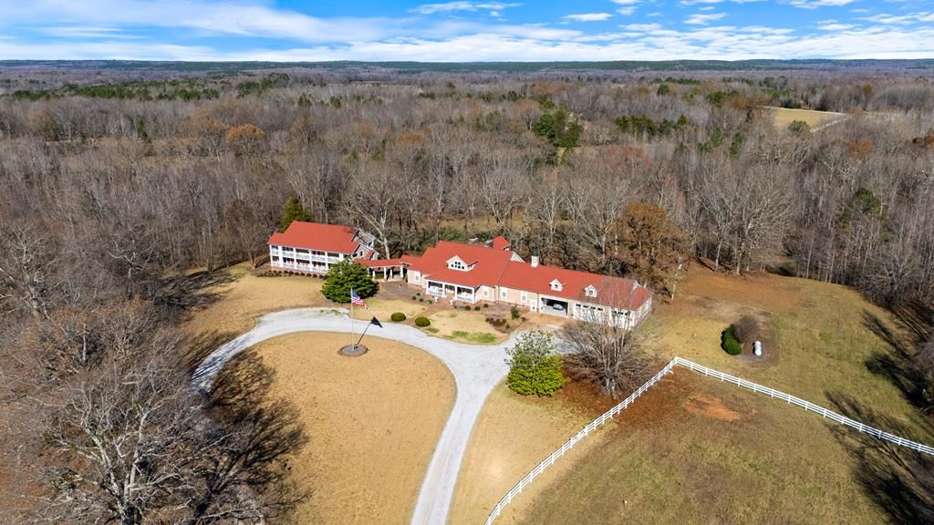 Photo of 532 Quailwood Road, HOLLY SPRINGS, MS 38635 (MLS # 162295)