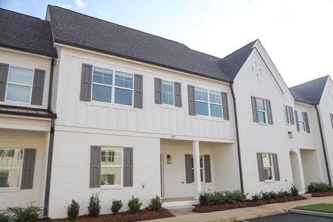 Photo of 619 Cottage Grove Circle, OXFORD, MS 38655 (MLS # 161722)