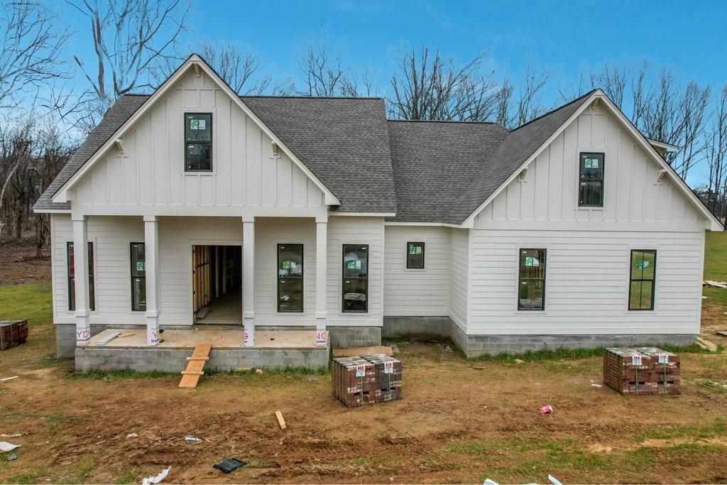 Photo of 717 Oxford Loop, NEW ALBANY, MS 38652 (MLS # 162099)
