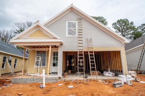 Photo of 920 Georgia Oak Cove, OXFORD, MS 38655 (MLS # 162360)