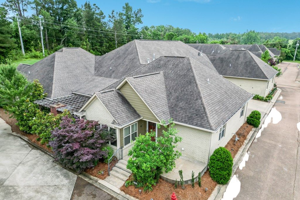 Photo of 1601 Stonebridge Rd, OXFORD, MS 38655 (MLS # 167639)