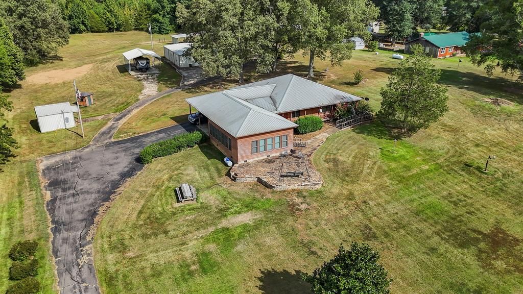 Photo of 3876 Bett Thyatira Road, COLDWATER, MS 38618 (MLS # 161651)