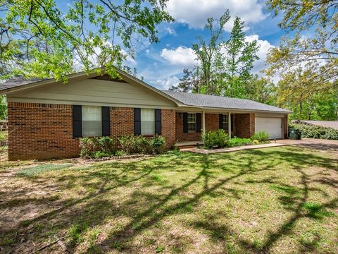 Photo of 1309 Jeff St, OXFORD, MS 38655 (MLS # 167150)
