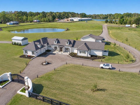 Photo of BATESVILLE, MS 38606 (MLS # 167229)