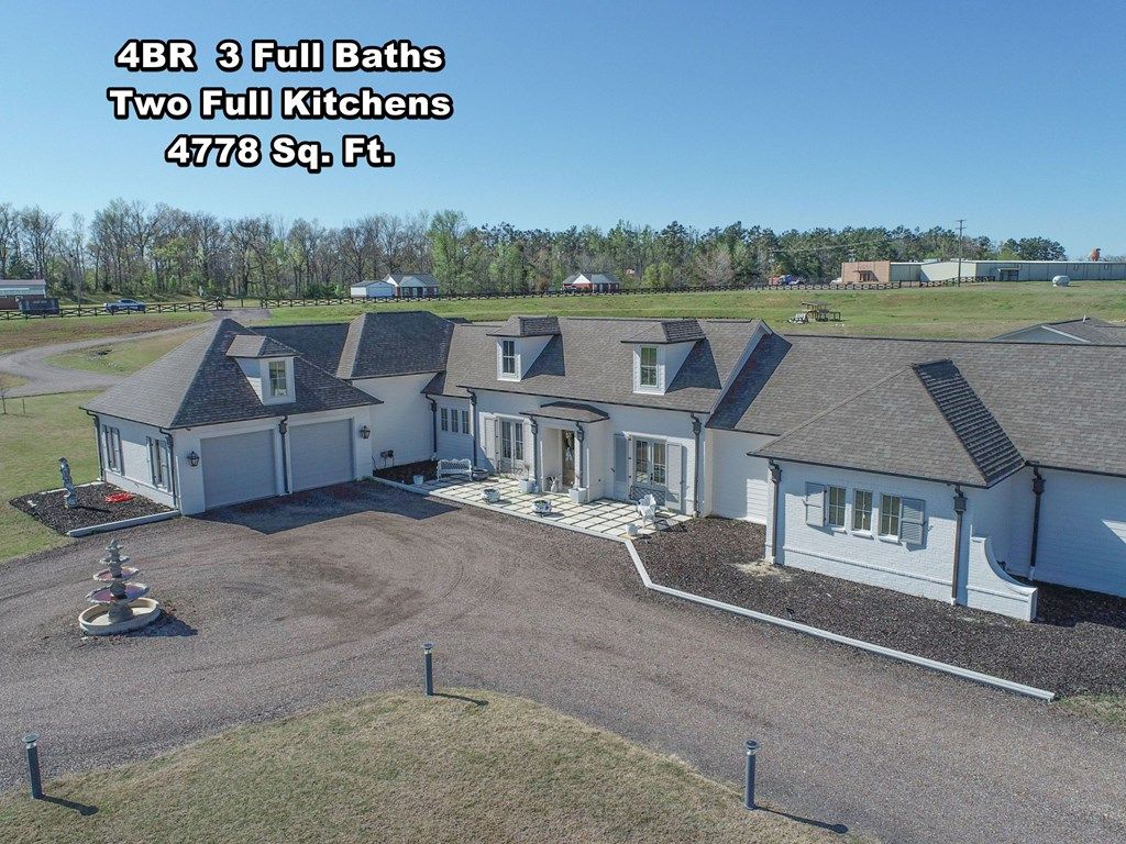 Photo of 23057 Hwy 6 East, BATESVILLE, MS 38606 (MLS # 167229)